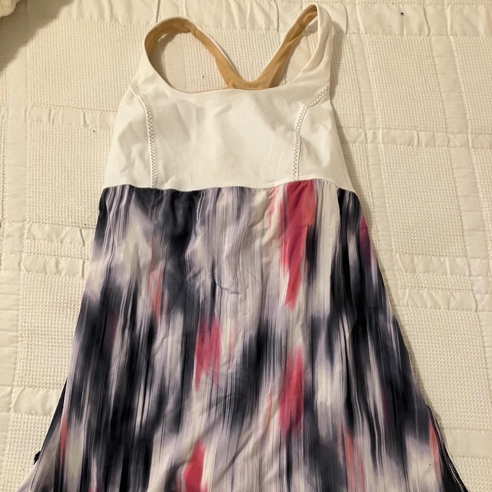 Lululemon Built in Bra Top